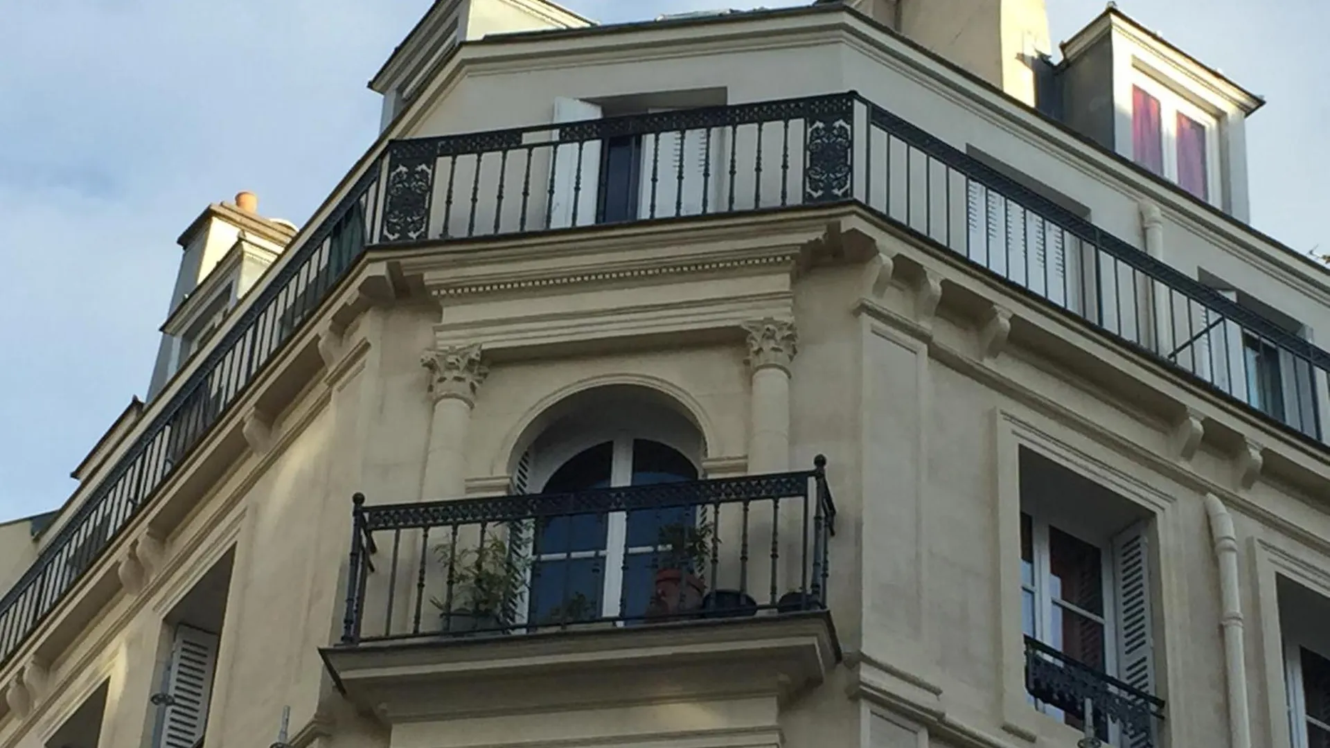 Bergere Opera Trevise - 2 Connecting With Private Bathroom And 1 Study - 35 M2 홈스테이 파리