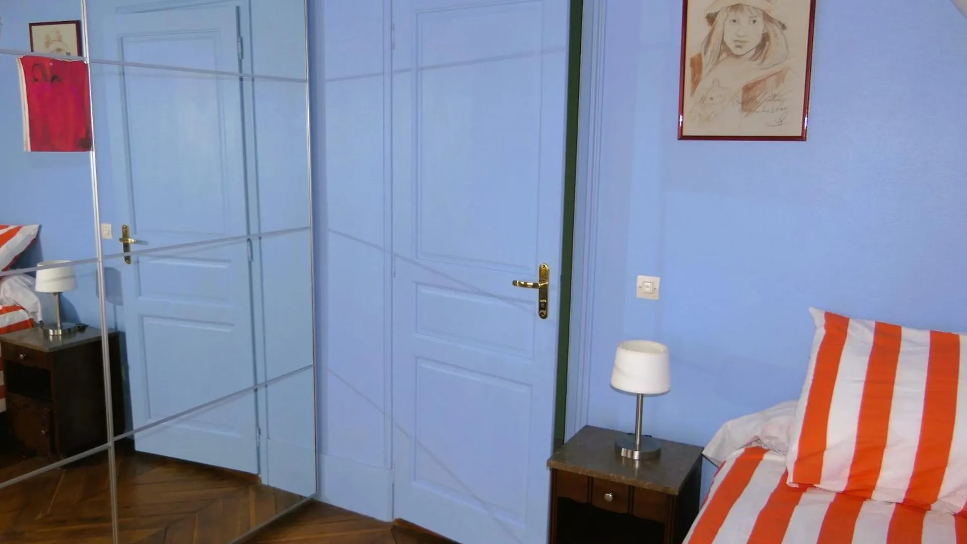Bergere Opera Trevise - 2 Connecting With Private Bathroom And 1 Study - 35 M2 Homestay Paris