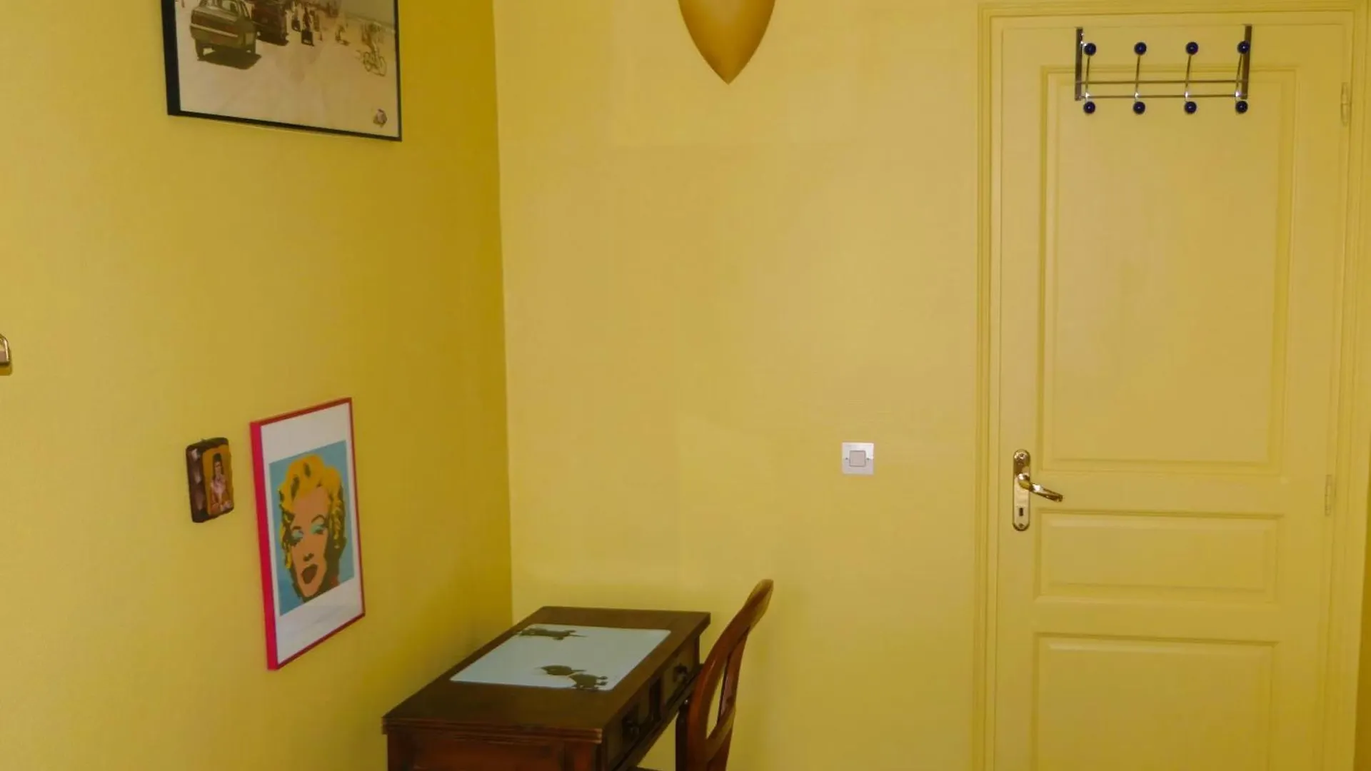 Bergere Opera Trevise - 2 Connecting With Private Bathroom And 1 Study - 35 M2 * Paris